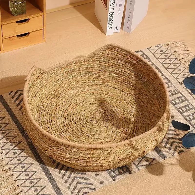 Handwoven Cattail Straw Cat Nest Bed